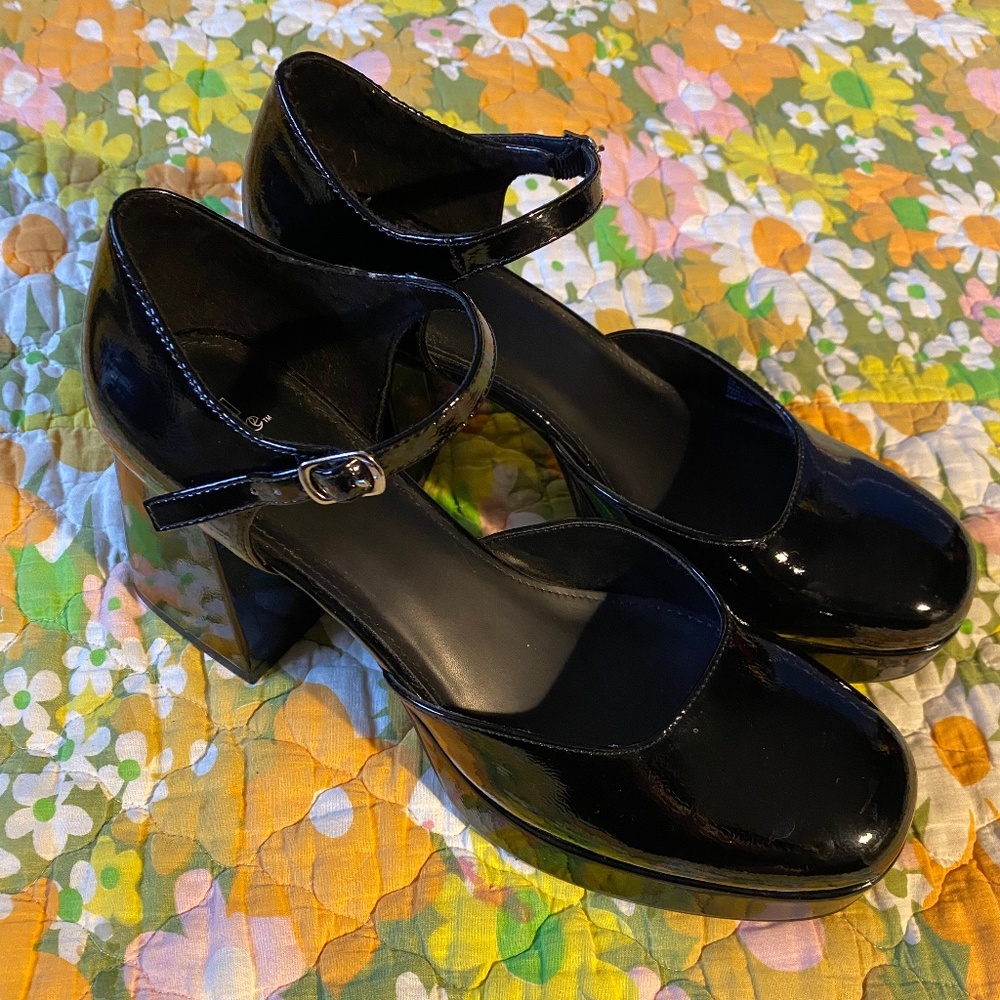 Wild Fable “Darcy” Black Platform Heels